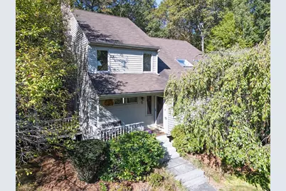 6 Ledgestone Dr, Hopkinton, MA 01748 - Photo 2