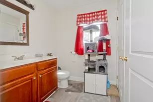 31 Acrebrook Rd, Springfield, MA 01129 - Photo 10
