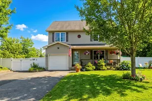 31 Acrebrook Rd, Springfield, MA 01129 - Photo 2