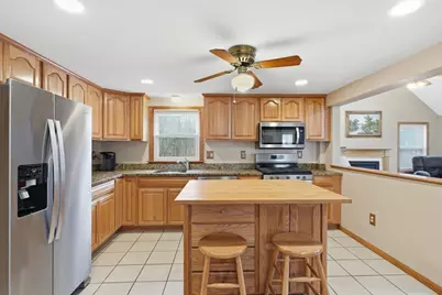 73 Cinderella Cir, Dracut, MA 01826 - Photo 16