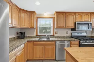 73 Cinderella Cir, Dracut, MA 01826 - Photo 18