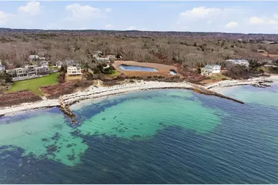 19 Nemasket Rd, Falmouth, MA 02540 - Photo 2