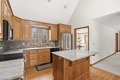 19 Nemasket Rd, Falmouth, MA 02540 - Photo 8