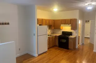 202 Hurley St, Cambridge, MA 02141 - Photo 2