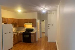 202 Hurley St, Cambridge, MA 02141 - Photo 2