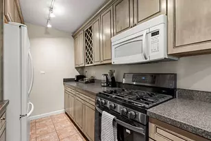 2 Hawthorne, Boston, MA 02114 - Photo 12