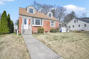 158 Homestead Blvd, Longmeadow, MA 01106 - Photo 2