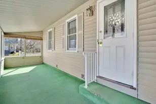 158 Homestead Blvd, Longmeadow, MA 01106 - Photo 8