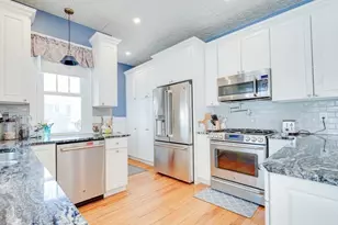 23 Germain St, Worcester, MA 01602 - Photo 12