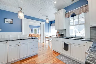 23 Germain St, Worcester, MA 01602 - Photo 12