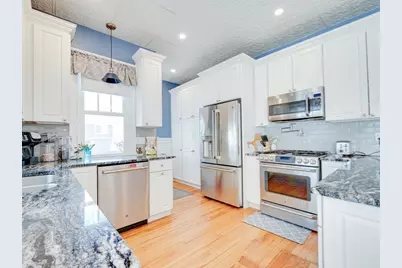 23 Germain St, Worcester, MA 01602 - Photo 12