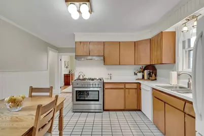 1083 Walnut St, Newton, MA 02461 - Photo 8