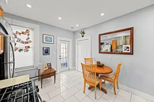 250 Bremen St, Boston, MA 02128 - Photo 4