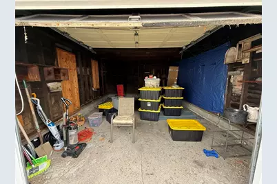 145 Moxon St, Springfield, MA 01151 - Photo 6