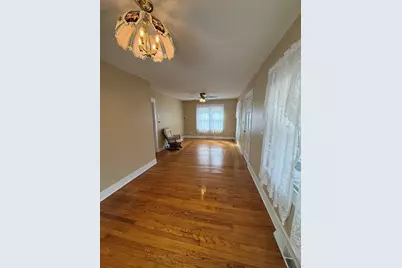 145 Moxon St, Springfield, MA 01151 - Photo 8
