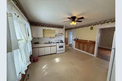 145 Moxon St, Springfield, MA 01151 - Photo 18