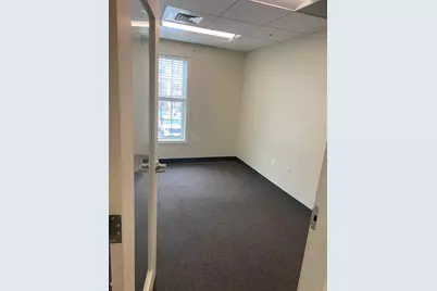 3000 Davenport #201, Canton, MA 02021 - Photo 6