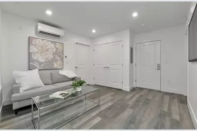 585 Essex St #622, Lynn, MA 01901 - Photo 2