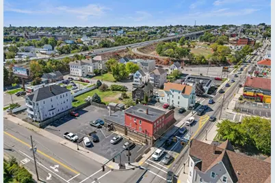 218 Coggeshall St #1-3, New Bedford, MA 02745 - Photo 6