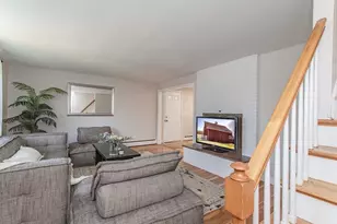 215 Blue Hill Dr, Westwood, MA 02090 - Photo 10