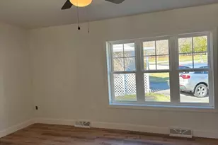 15 Bluebird Dr, Tiverton, RI 02878 - Photo 6