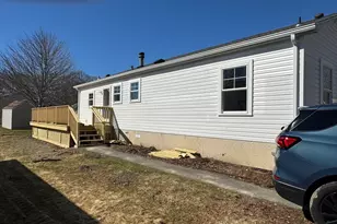 15 Bluebird Dr, Tiverton, RI 02878 - Photo 2