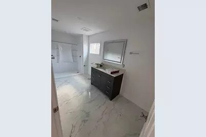 10 Idalla Ave, Worcester, MA 01606 - Photo 6