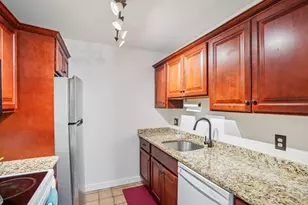 35 Des Moines Rd, Quincy, MA 02169 - Photo 6