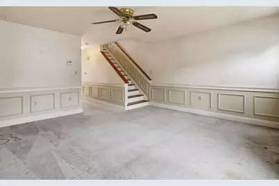 100 Roper St #D, Lowell, MA 01852 - Photo 10