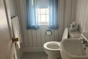 34 Plymouth Rd, Reading, MA 01867 - Photo 18