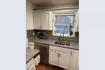 545 Hampshire St #545, Lawrence, MA 01841 - Photo 6