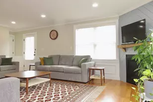 32 Gale St, Waltham, MA 02453 - Photo 6