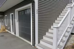 32 Gale St, Waltham, MA 02453 - Photo 2