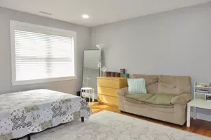 32 Gale St, Waltham, MA 02453 - Photo 14