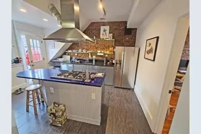 15 Walnut St, Somerville, MA 02143 - Photo 10