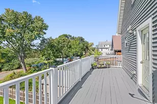 286 Revere St, Winthrop, MA 02152 - Photo 10