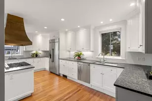 44 Putnam St, Newton, MA 02465 - Photo 8