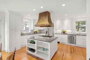 44 Putnam St, Newton, MA 02465 - Photo 10