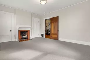 44 Putnam St, Newton, MA 02465 - Photo 24