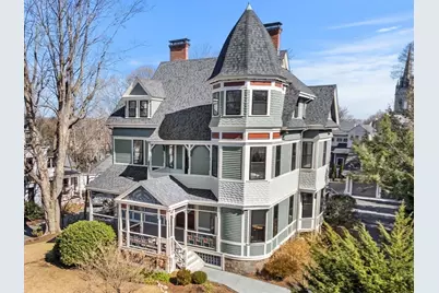 44 Putnam St, Newton, MA 02465 - Photo 2