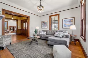 44 Putnam St, Newton, MA 02465 - Photo 14