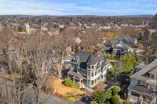 44 Putnam St, Newton, MA 02465 - Photo 36