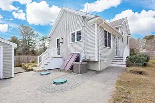18 Russell St, Westport, MA 02790 - Photo 32