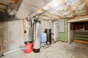 18 Russell St, Westport, MA 02790 - Photo 22