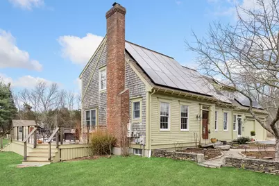 33 Butterfly Trail, Dartmouth, MA 02747 - Photo 2