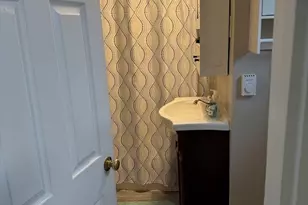 28 Beach St, Marlborough, MA 01752 - Photo 14