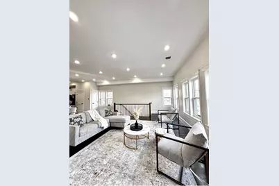 18 Woodbine St #2, Somerville, MA 02143 - Photo 1