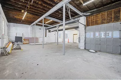 1044 Hyde Park Ave, Boston, MA 02136 - Photo 10