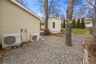 10 Cedar St, Hudson, MA 01749 - Photo 30