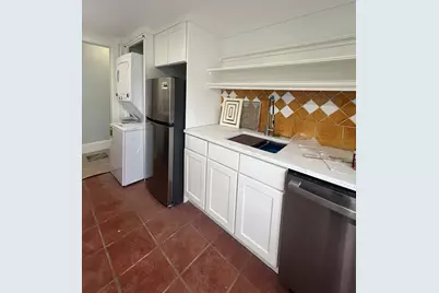 41 Concord Ave #2, Cambridge, MA 02138 - Photo 2